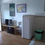 Busljeta 아파트 스타리그라드 파클레니차