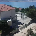 Busljeta 아파트