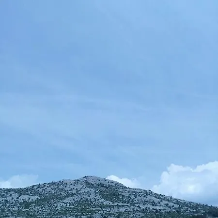 Apartment Busljeta *