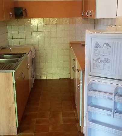 Busljeta Apartman *