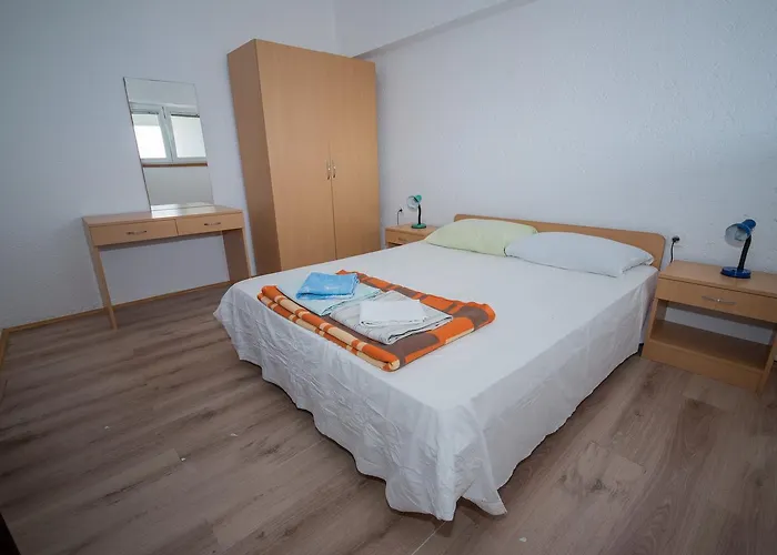 Lägenhet Busljeta Starigrad Paklenica